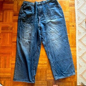 SHEIN curve jeans with pocket detail